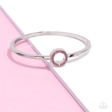 Load image into Gallery viewer, Center COUTURE Pink Bracelet
