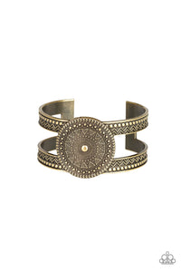 *Paparazzi* Texture ~ Trade - Brass Bracelet